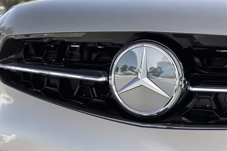 Découvrez l'innovation révolutionnaire de Mercedes pour un freinage plus écologique sur ses voitures électriques